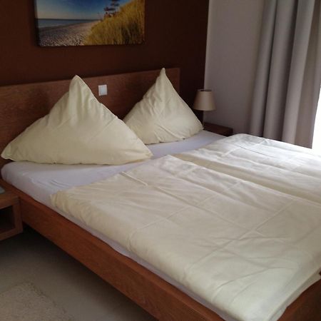 Ostsee Lodges Mit Wellnessbereich 蒂门多弗施特兰德 外观 照片